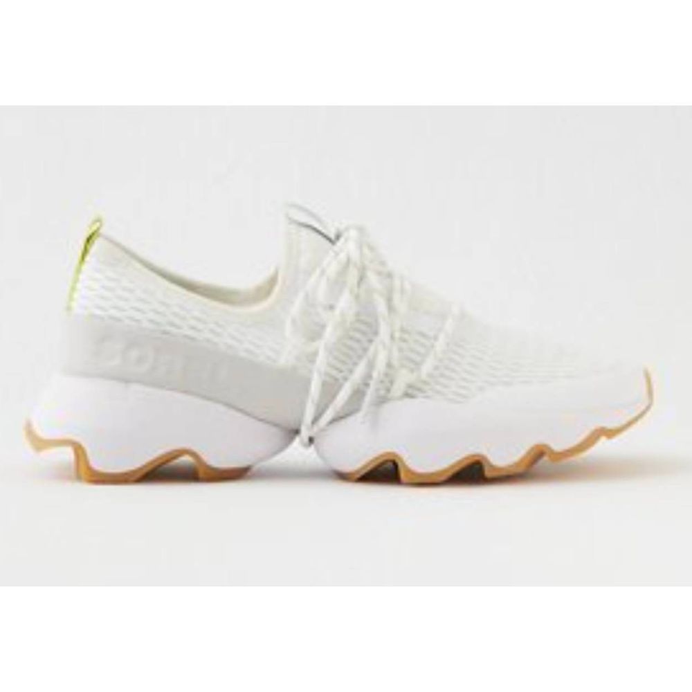 SOREL Kinetic Impact Lace-Up Sneaker Size 6.5